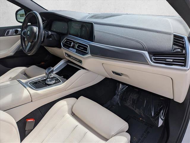 Certified 2022 BMW X6 xDrive40i w/ M Sport Package AWD/4WD image 24
