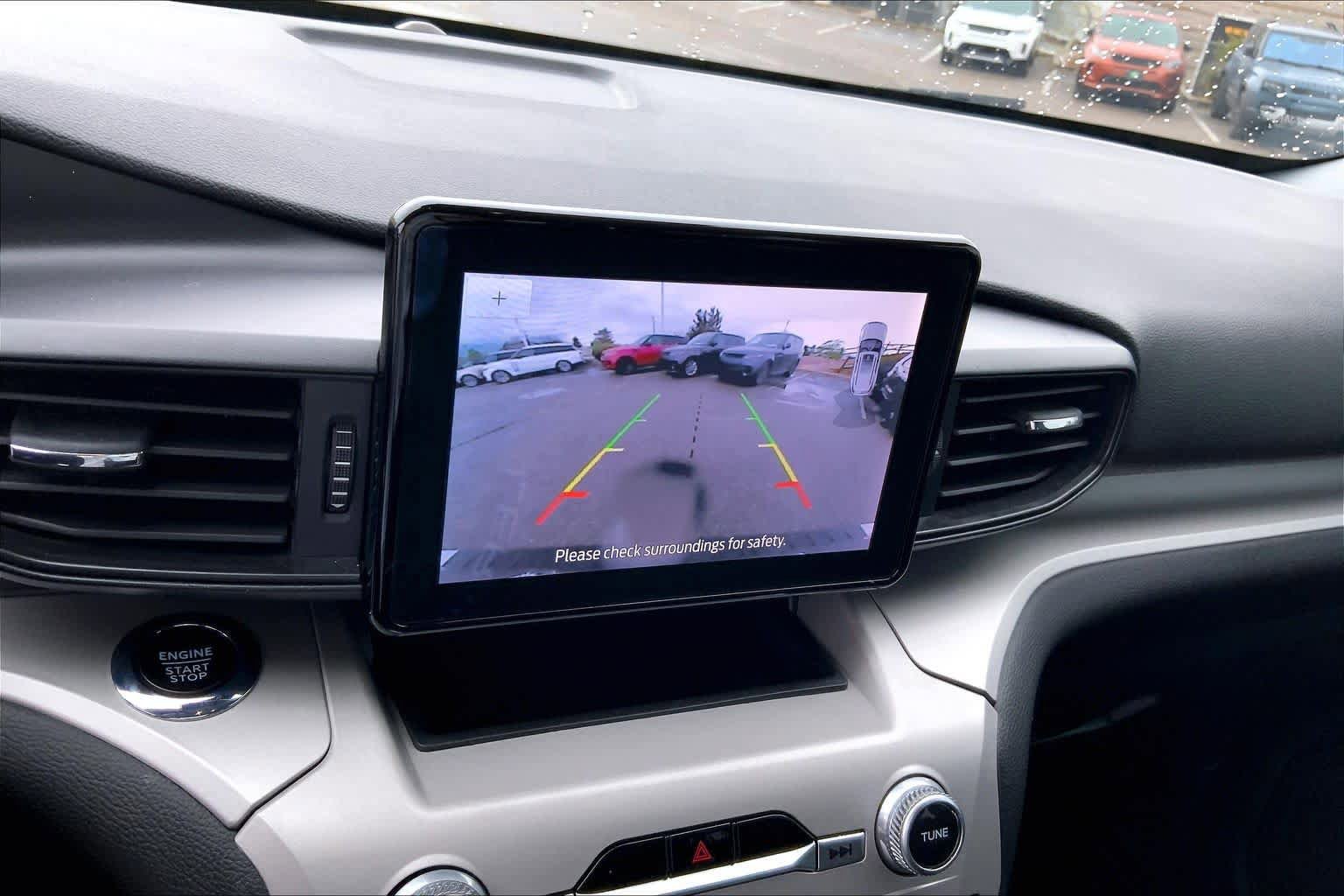 Used 2023 Ford Explorer XLT image 26