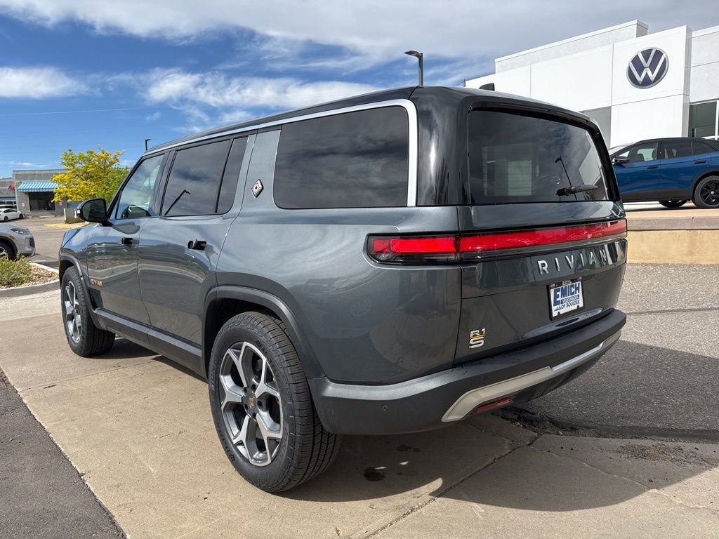 Used 2024 Rivian R1S Adventure AWD/4WD image 3