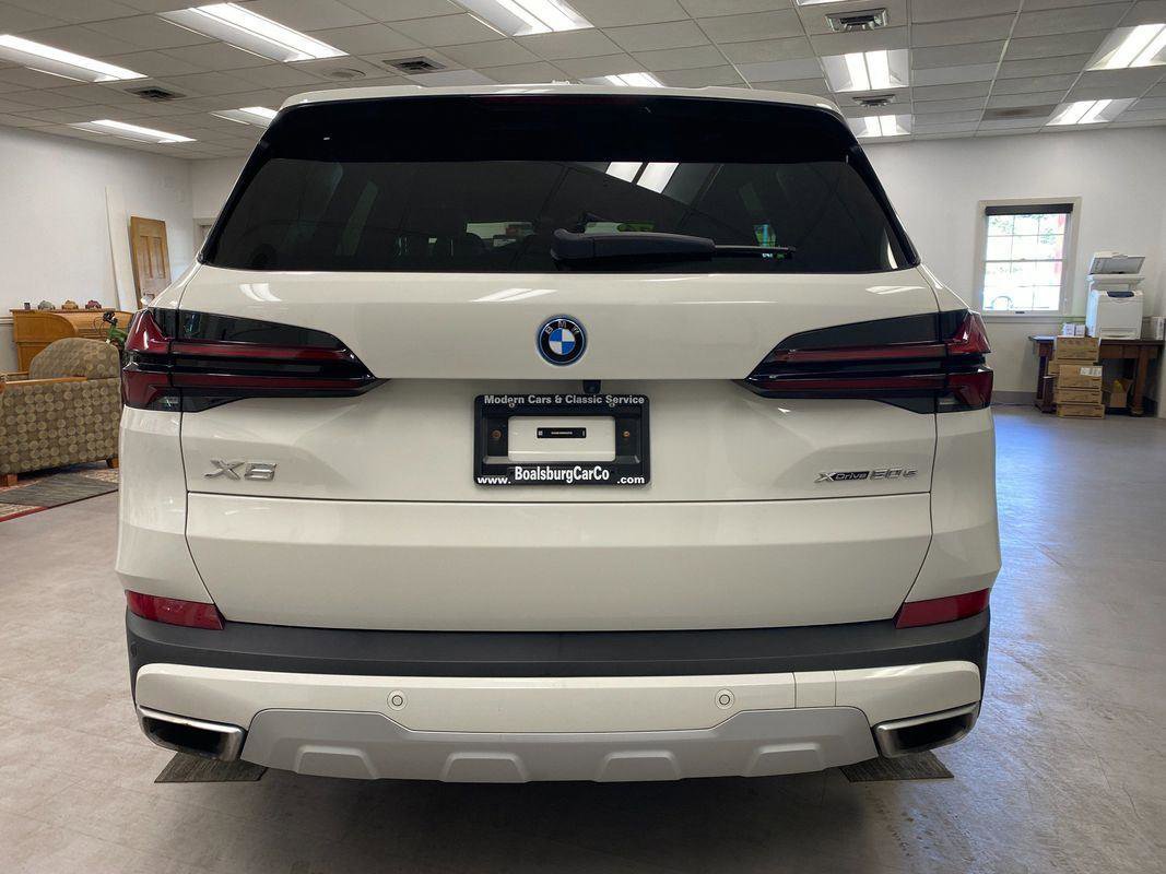 Used 2024 BMW X5 xDrive50e image 17