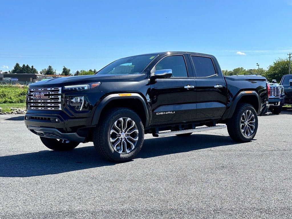 New 2026 GMC Canyon Denali AWD/4WD image 2