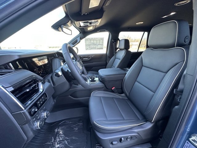 New 2026 GMC Yukon Elevation w/ LPO, Floor Liner Package image 15