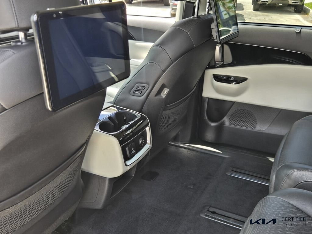 Certified 2022 Kia Carnival SX Prestige FWD image 12