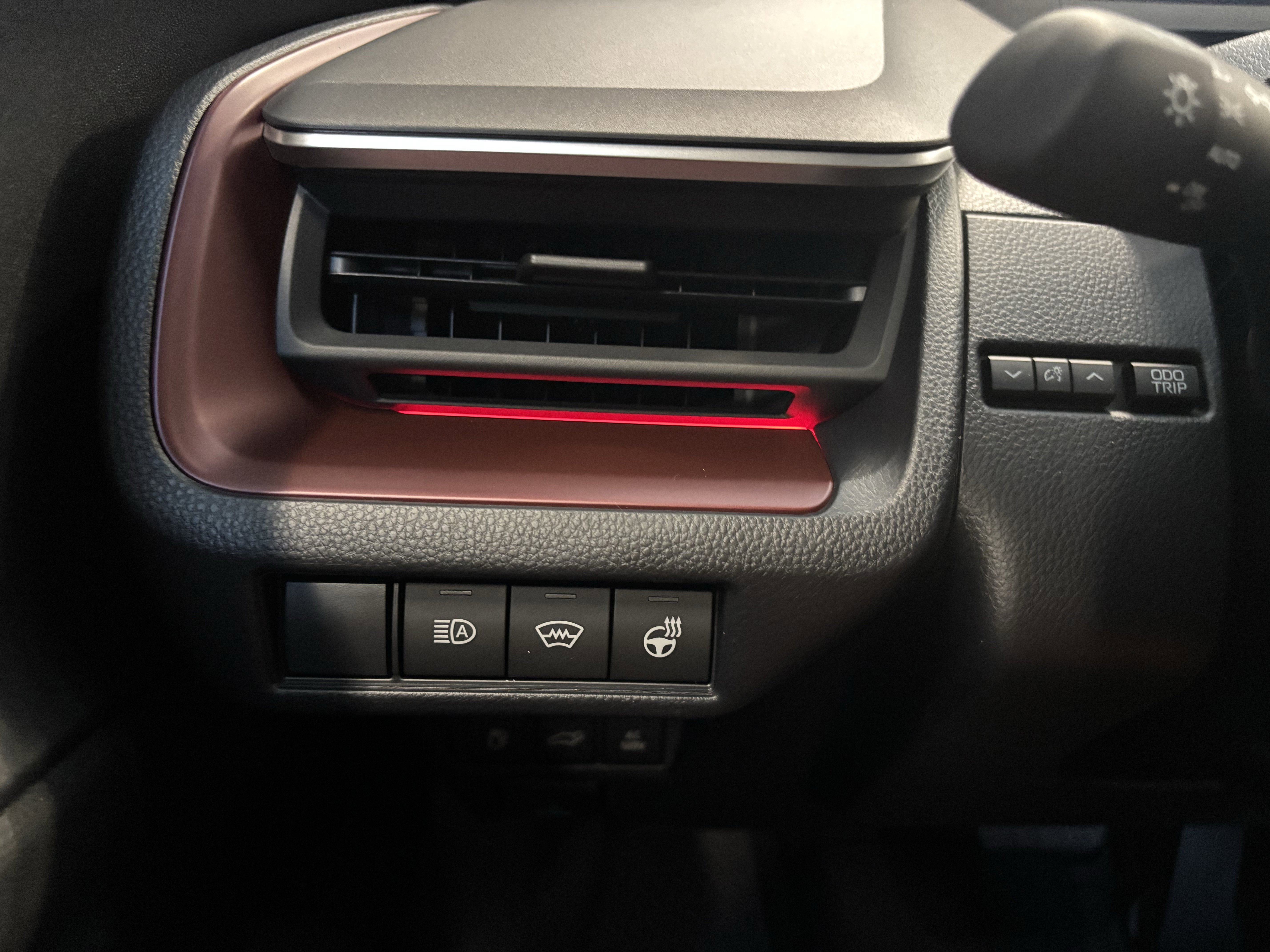 New 2026 Toyota Prius Plug-In Hybrid image 25