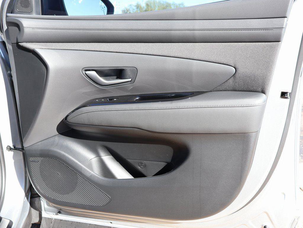 New 2026 Hyundai Tucson Limited AWD/4WD image 9