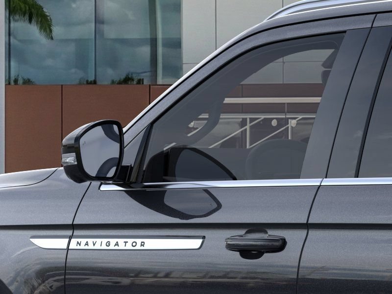 New 2026 Lincoln Navigator L Premier AWD/4WD image 20