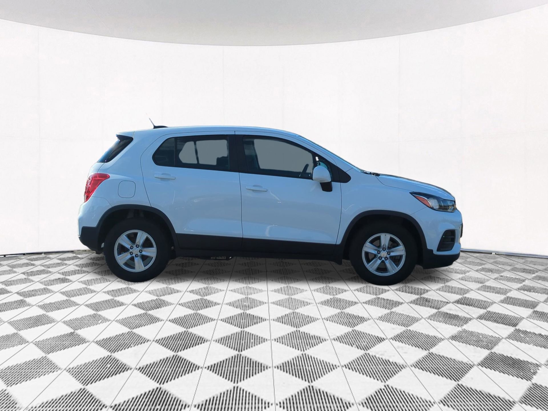 Used 2019 Chevrolet Trax LS image 13