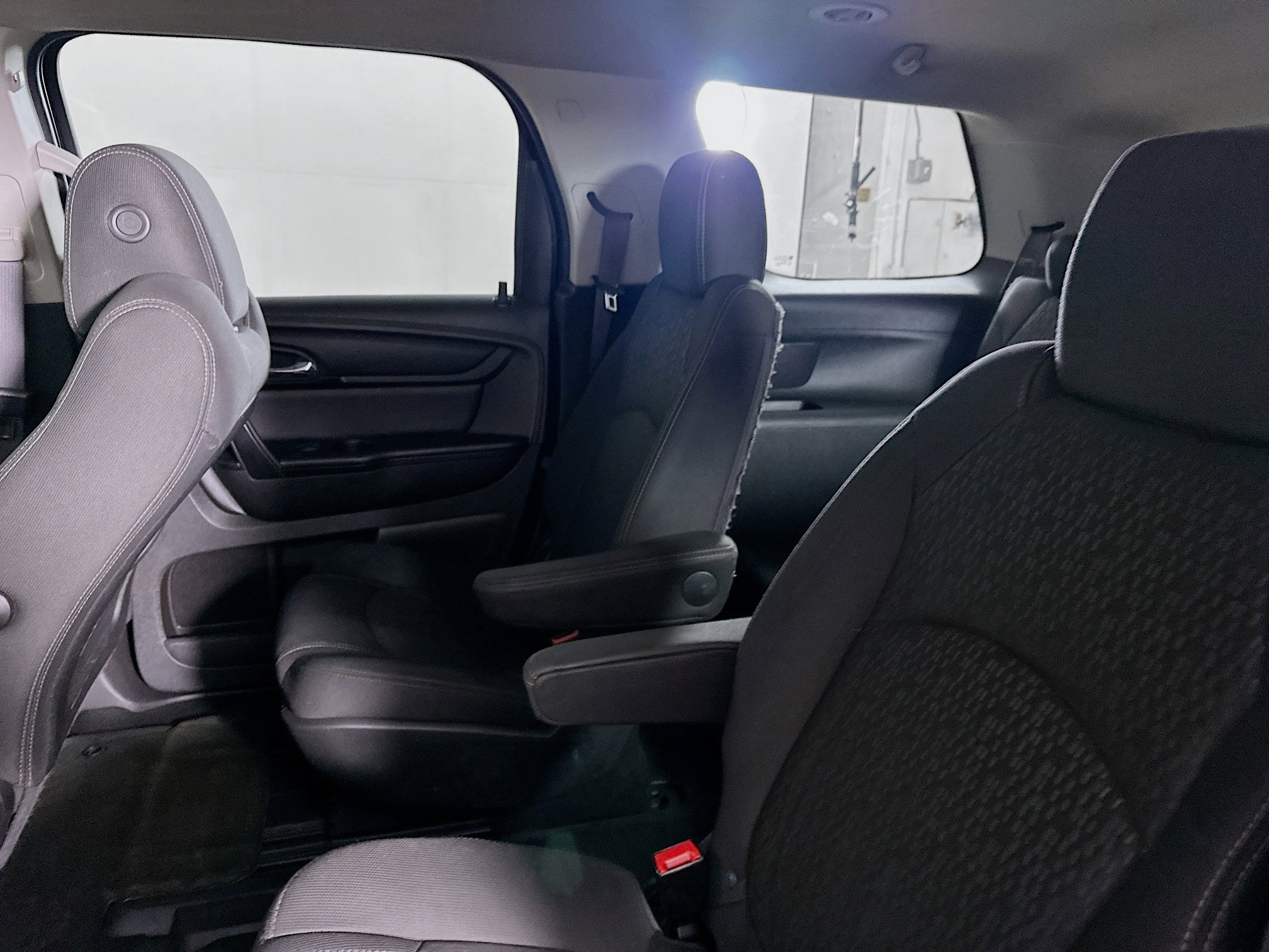 Used 2014 GMC Acadia SLE FWD image 27