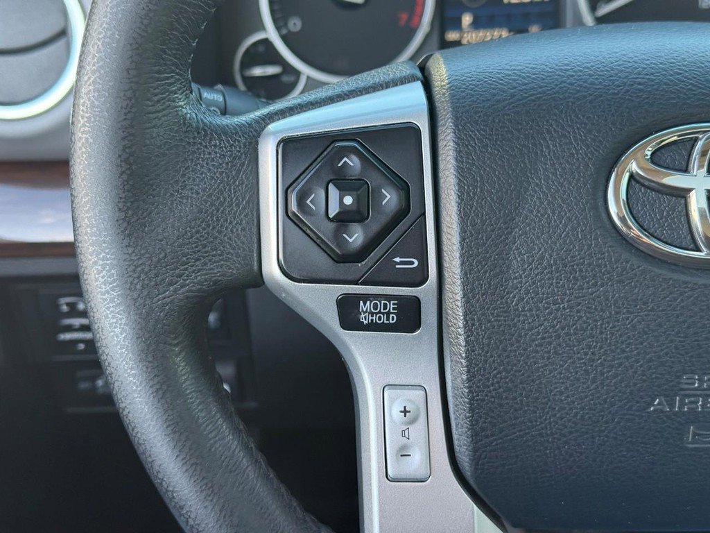 Used 2016 Toyota Tundra Limited w/ Limited Premium Package image 21