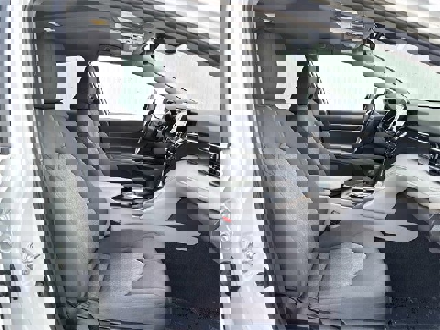 Used 2024 Toyota Camry LE w/ Convenience Package image 28