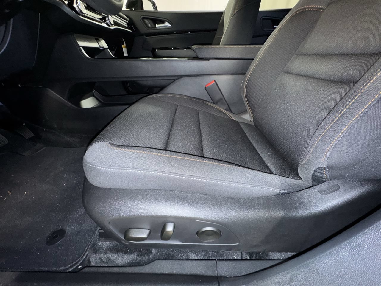 New 2025 Honda Prologue EX image 14