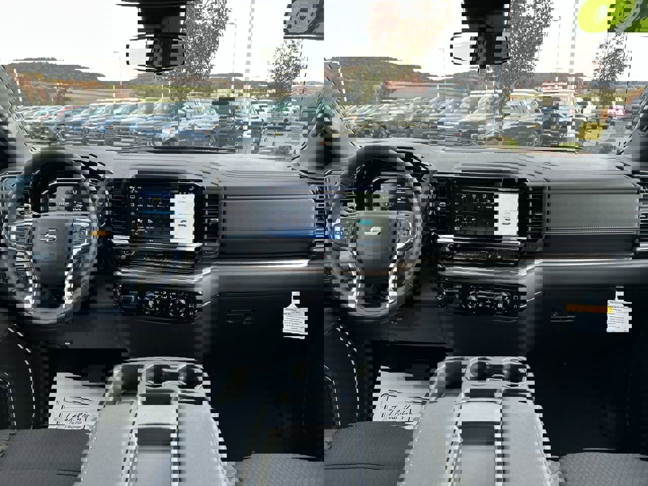 New 2026 Chevrolet Silverado 1500 LT image 18