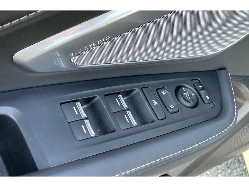 Certified 2023 Acura RDX FWD w/ Technology Package image 11