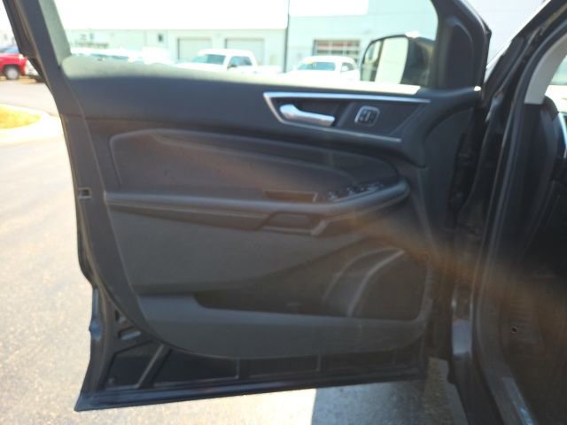 Used 2015 Ford Edge Titanium w/ Canadian Touring Package image 10
