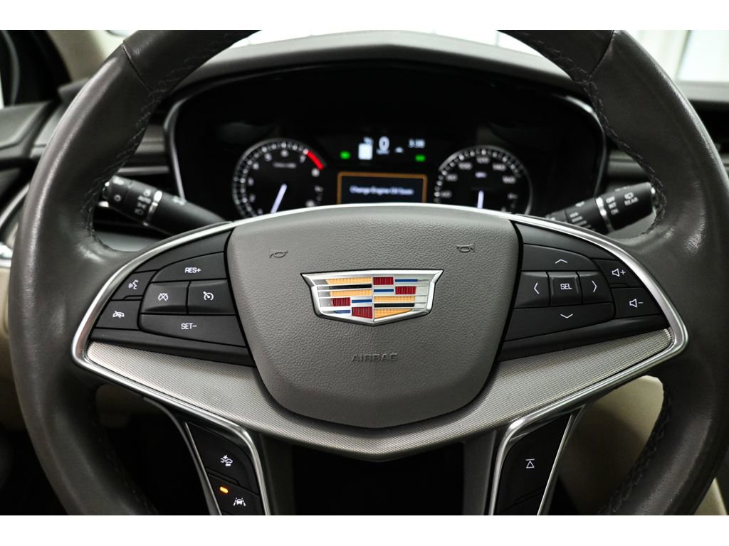 Used 2020 Cadillac XT5 Premium Luxury AWD/4WD image 13