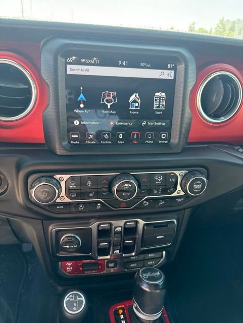 Used 2020 Jeep Wrangler Unlimited Rubicon w/ Dual Top Group AWD/4WD image 7