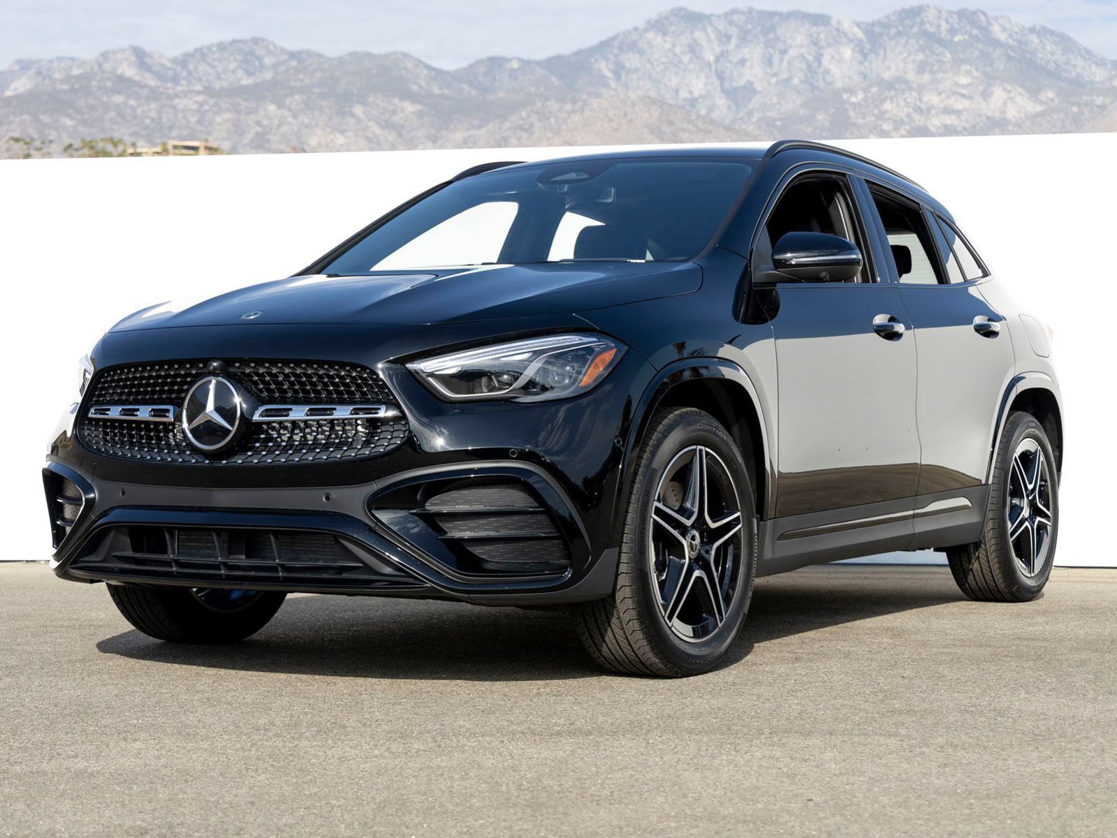 New 2026 Mercedes-Benz GLA 250 video 2