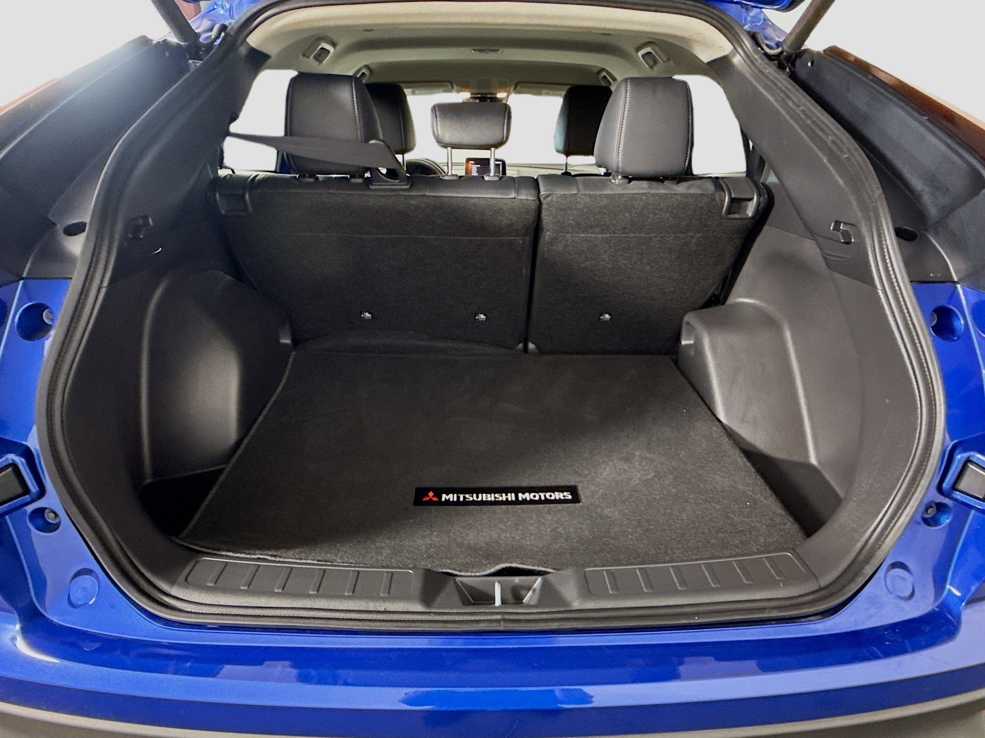 Used 2026 Mitsubishi Eclipse Cross Black Edition image 35