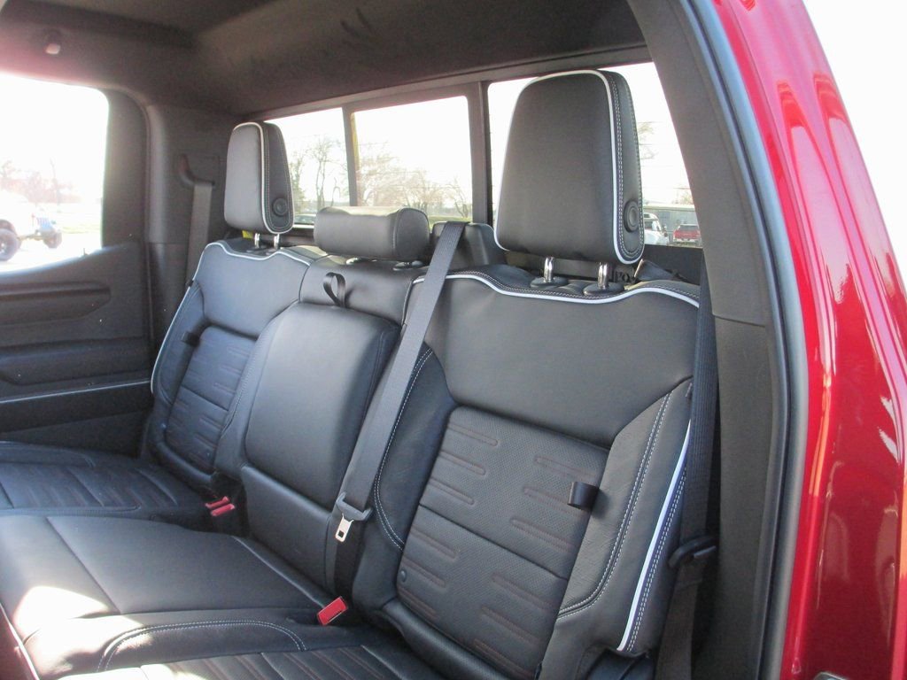 New 2026 GMC Sierra 1500 AT4X image 18