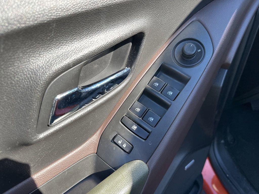 Used 2015 Chevrolet Trax LT w/ LT Sun and Sound Package image 14