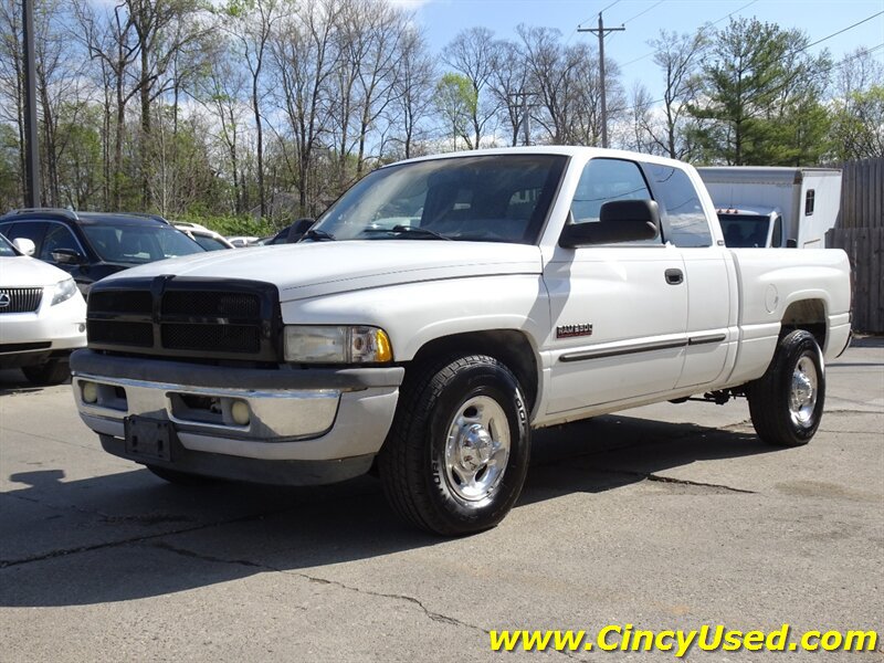 Used 2001 Dodge Ram 2500 Truck 2WD Quad Cab image 3
