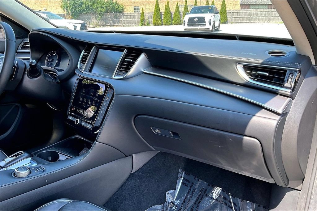 Certified 2023 INFINITI QX50 Luxe AWD/4WD image 25