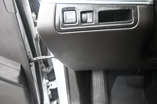 Used 2019 Cadillac XT5 Premium Luxury AWD/4WD image 16