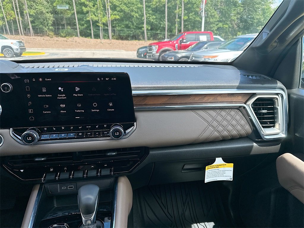 New 2024 GMC Canyon Denali w/ LPO, Denali Black Edition image 20