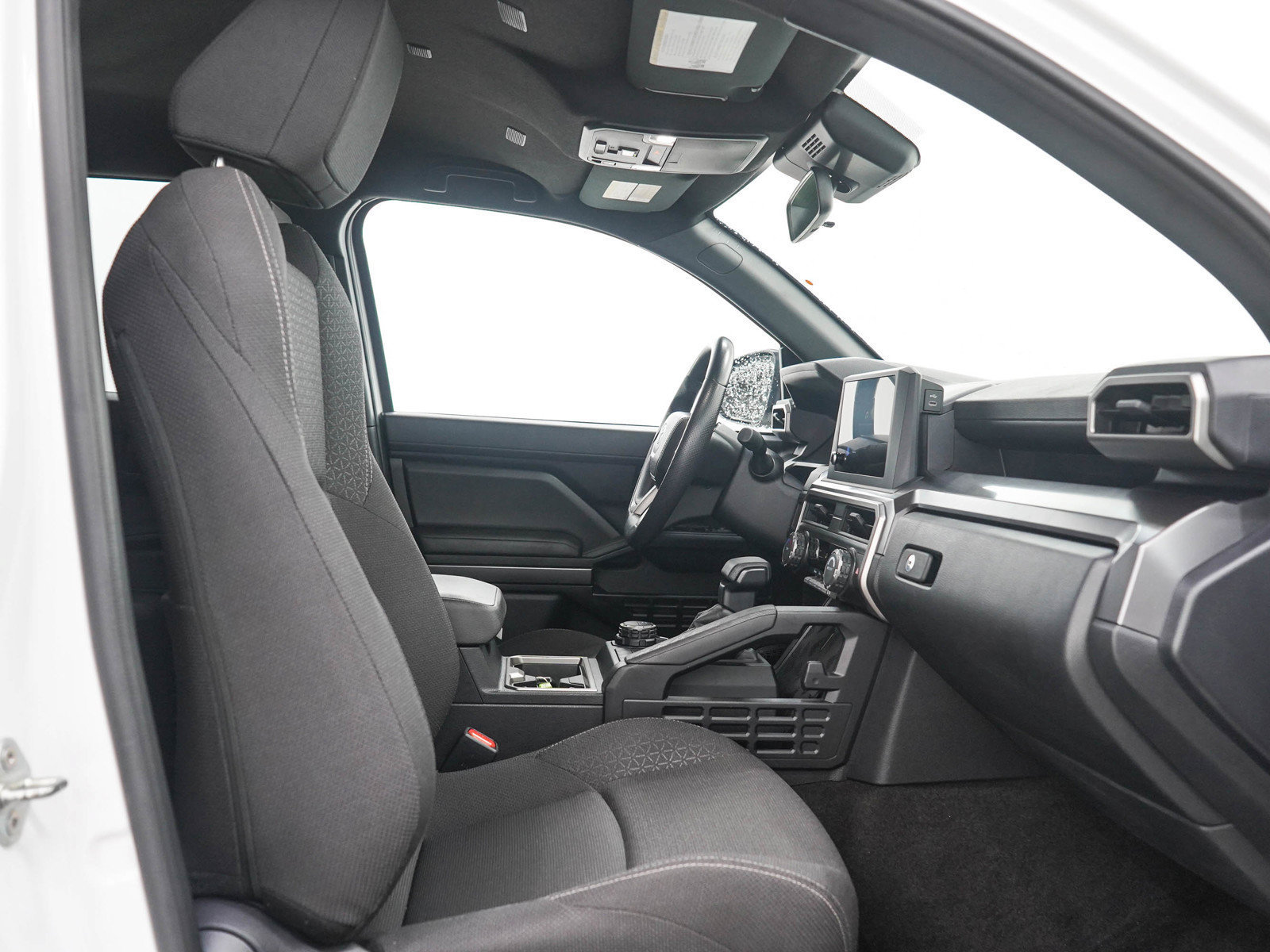 Used 2025 Toyota 4Runner SR5 AWD/4WD image 12