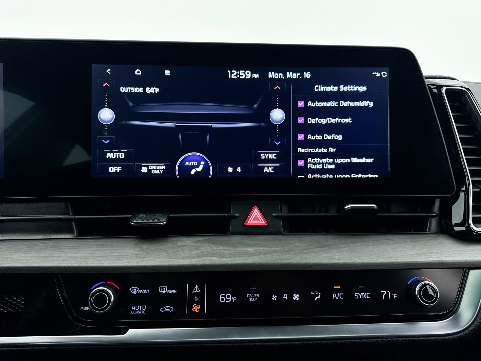 Used 2025 Kia Sportage X-Line Prestige image 27