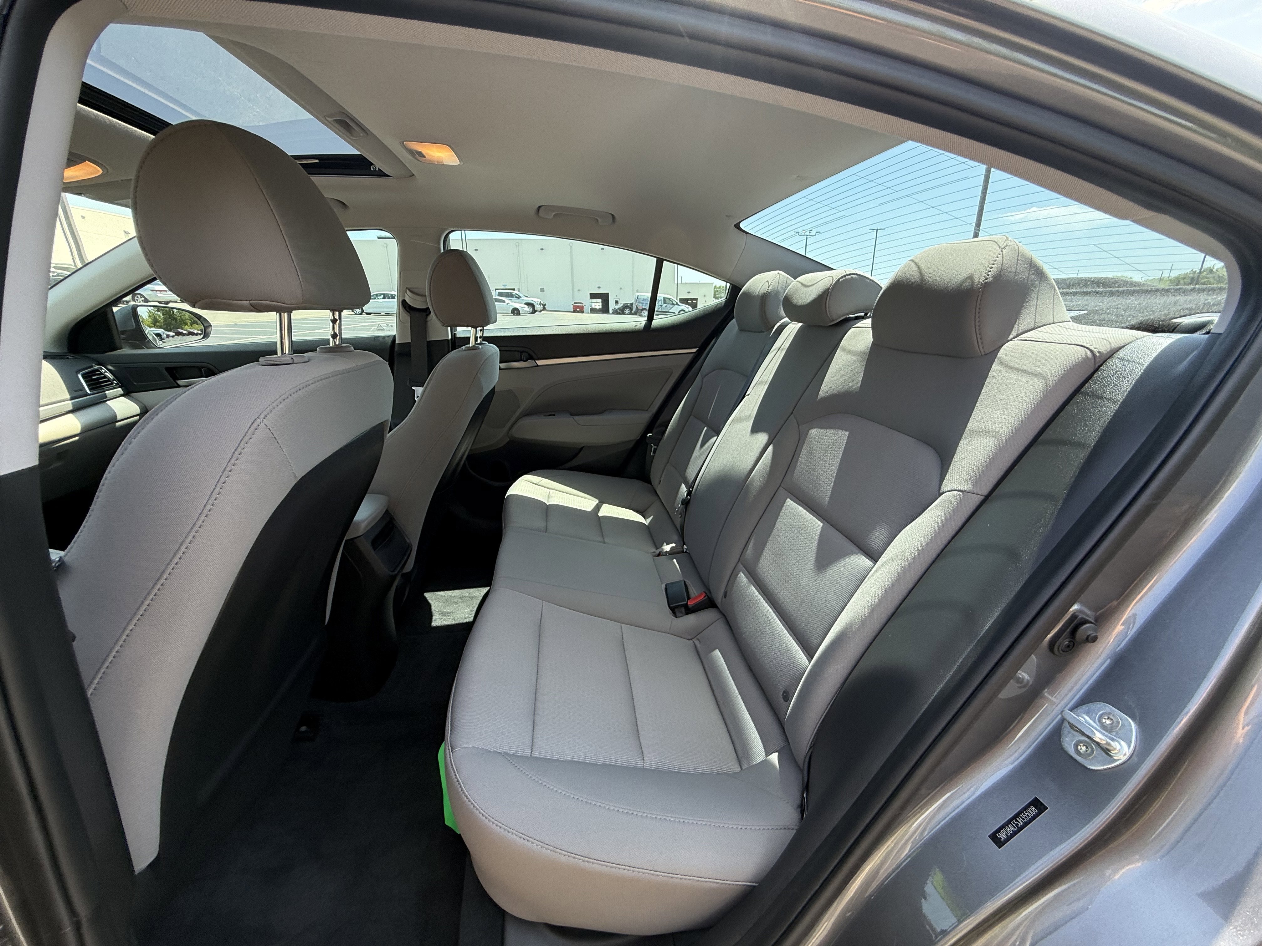 Used 2018 Hyundai Elantra Value Edition FWD image 13