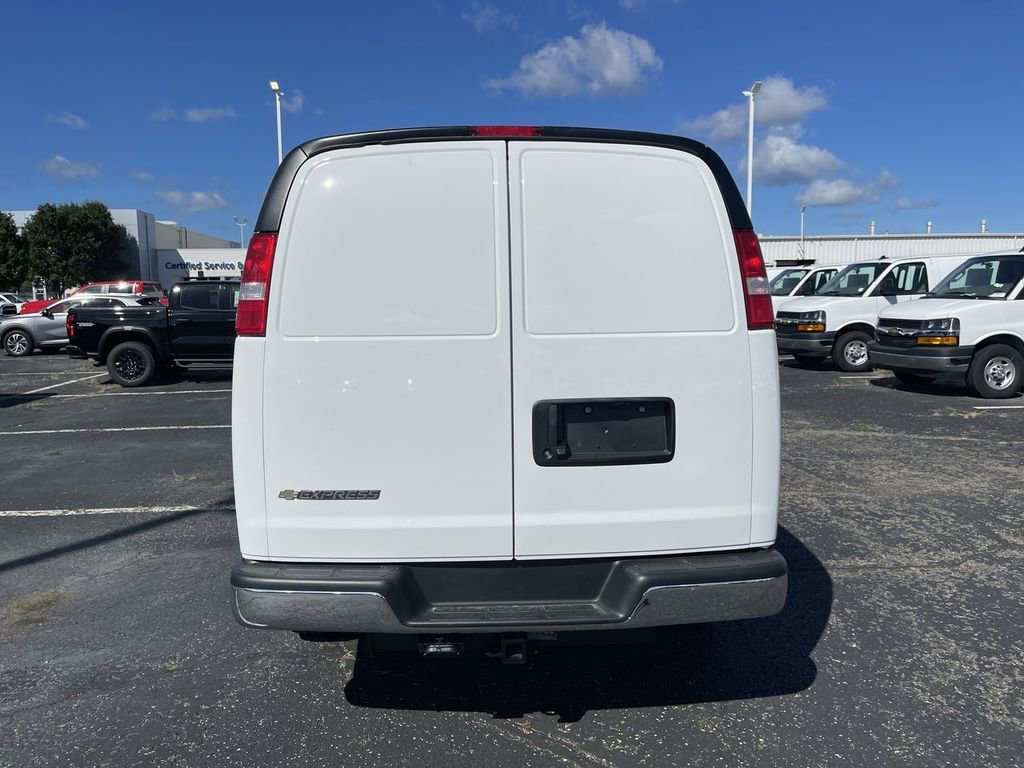 New 2025 Chevrolet Express 2500 w/ Driver Convenience Package RWD image 4