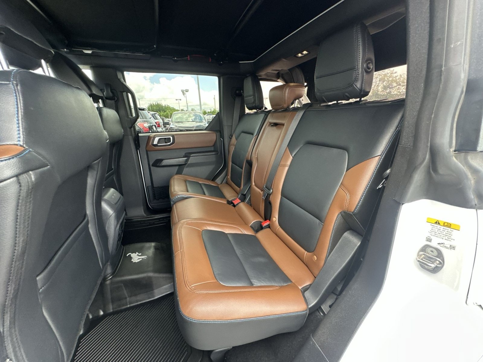Used 2024 Ford Bronco Outer Banks AWD/4WD image 40