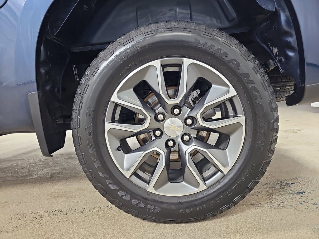 Certified 2022 Chevrolet Silverado 1500 LT image 38