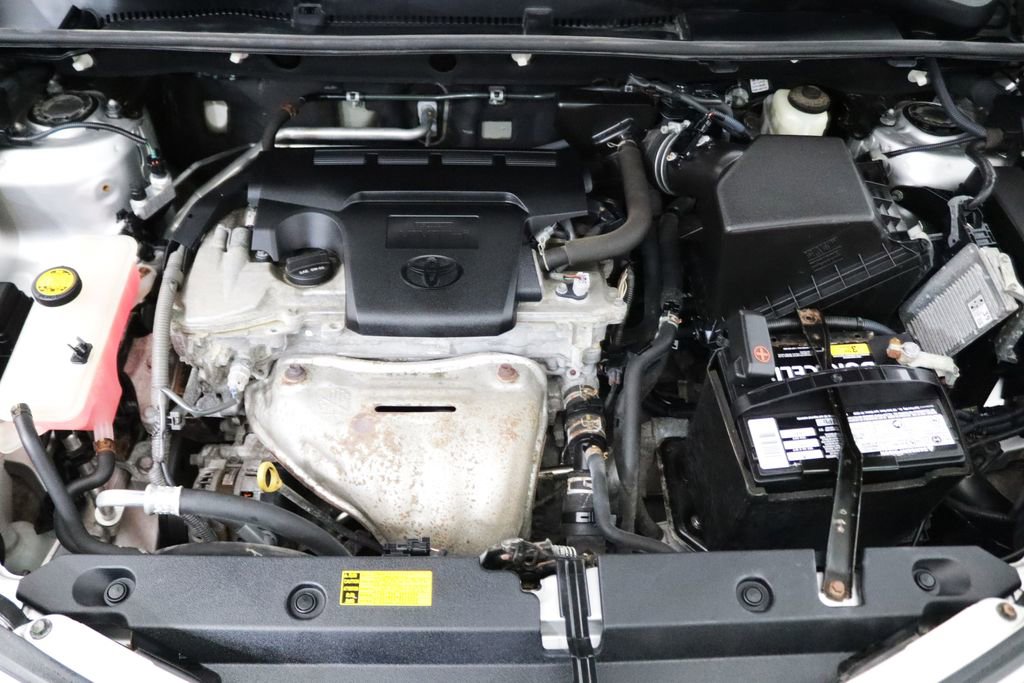 Used 2014 Toyota RAV4 Limited w/ Technology Package image 24