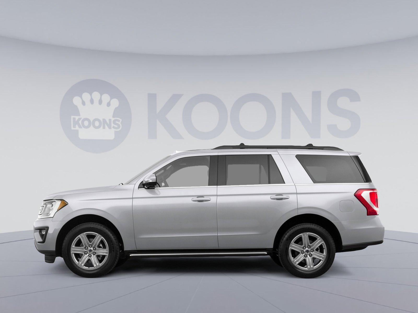 Used 2020 Ford Expedition XLT w/ Equipment Group 201A AWD/4WD image 2