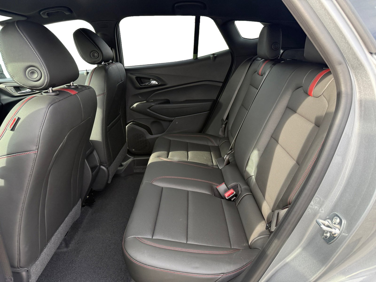 New 2026 Chevrolet Trax RS w/ Driver Confidence Package FWD image 16