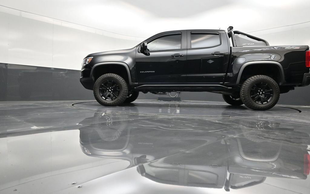 Used 2022 Chevrolet Colorado ZR2 w/ ZR2 Midnight Special Edition image 21