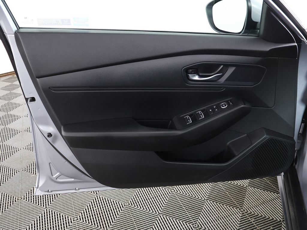 Used 2023 Honda Accord LX image 19