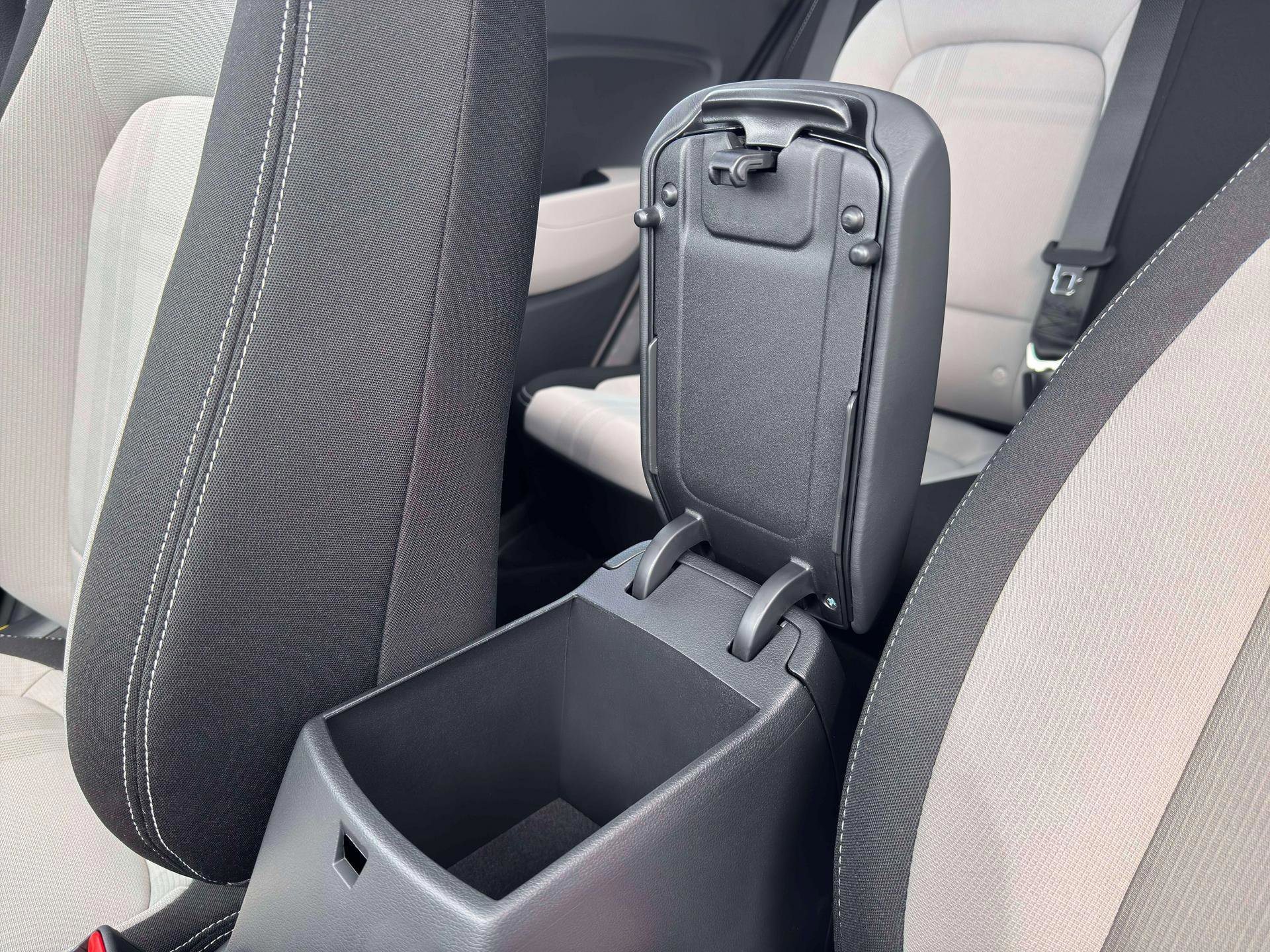New 2026 Hyundai Venue SEL FWD image 18