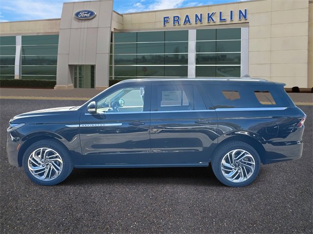 New 2025 Lincoln Navigator L Reserve image 4