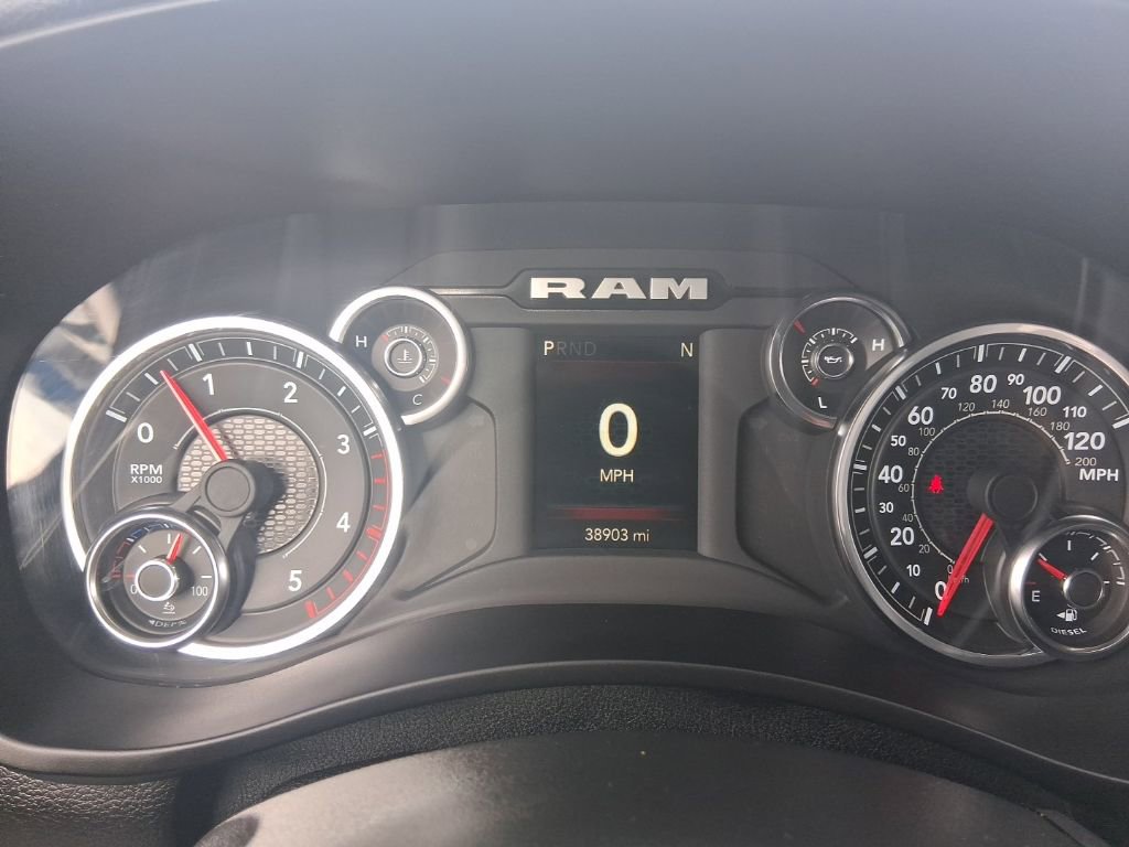 Used 2024 RAM 3500 Big Horn image 24