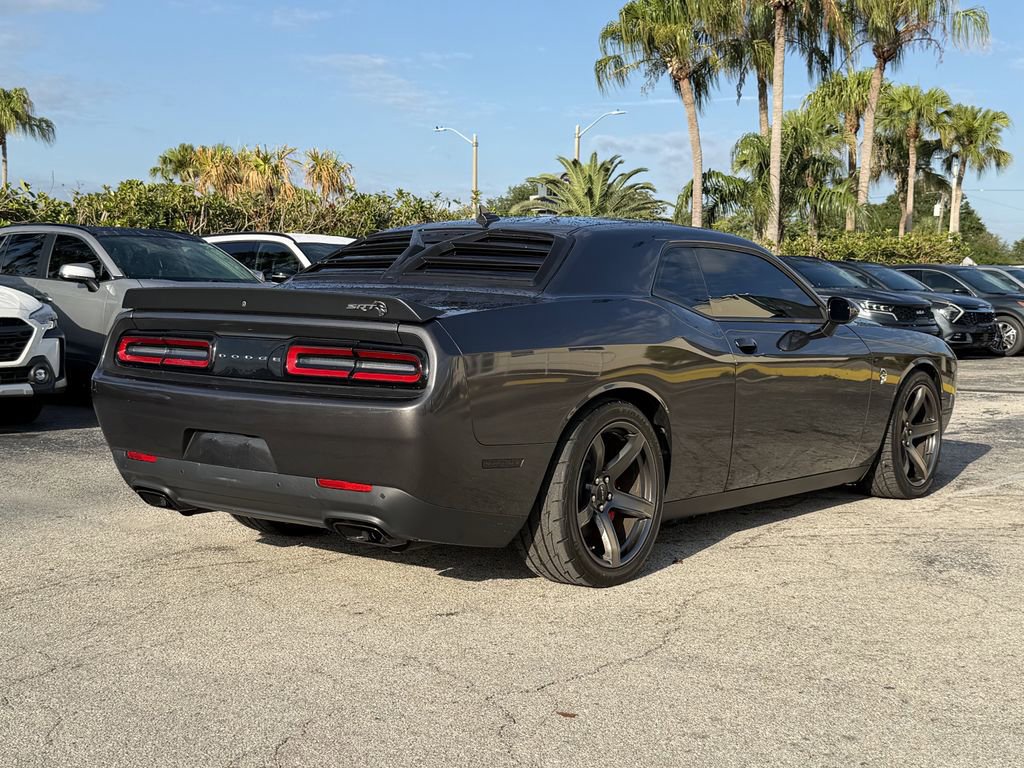 Used 2023 Dodge Challenger SRT Hellcat w/ Driver Convenience Group RWD image 5