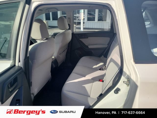 Used 2014 Subaru Forester 2.5i AWD/4WD image 9