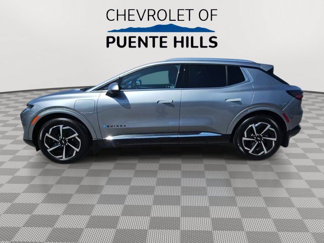 Used 2024 Chevrolet Equinox EV LT w/ LPO, Active Package FWD image 5