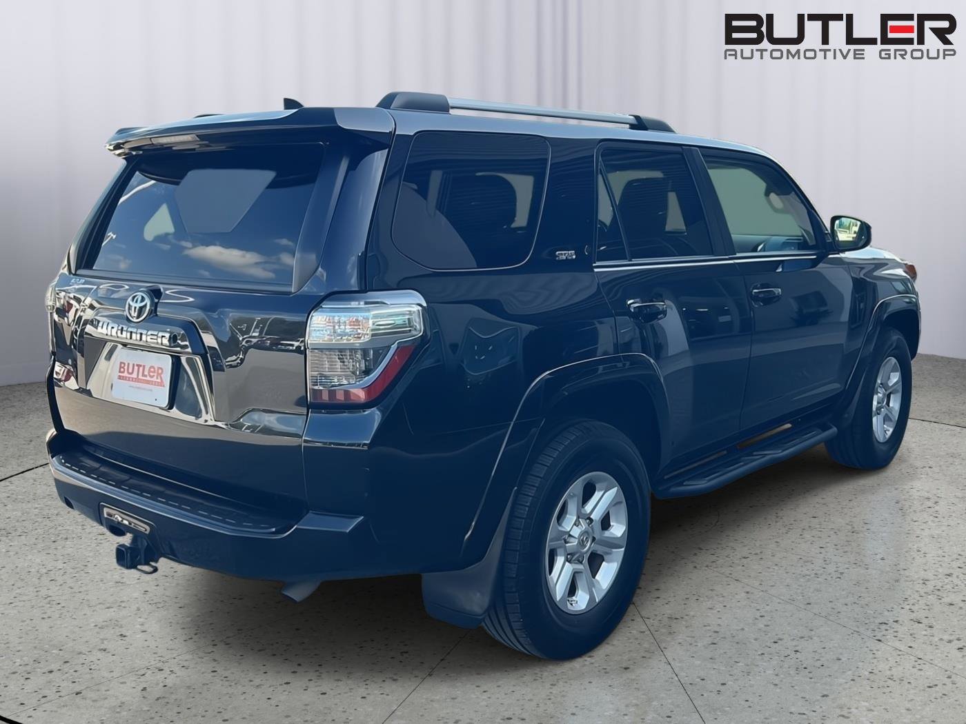 Used 2021 Toyota 4Runner SR5 image 6