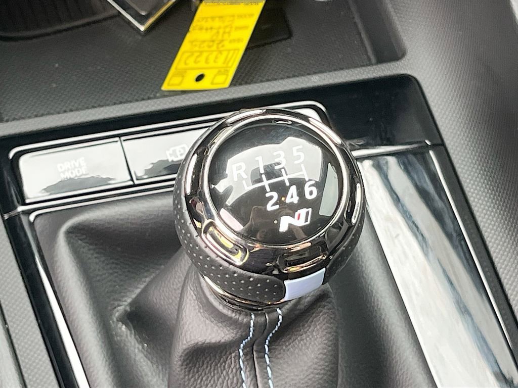 Used 2025 Hyundai Elantra N FWD image 17
