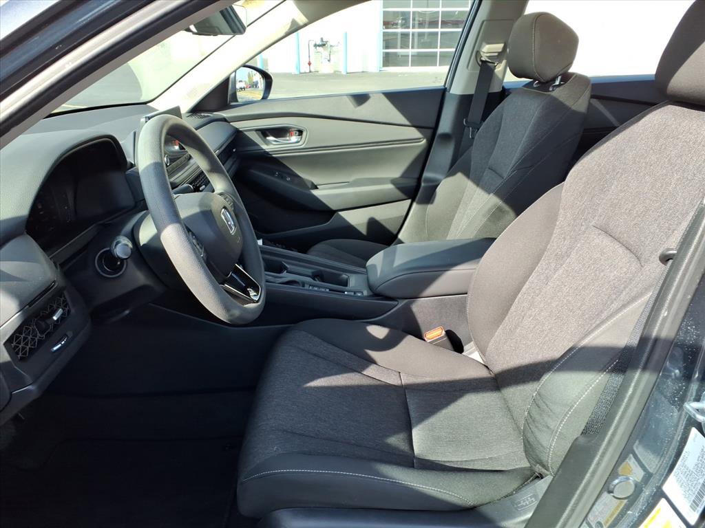 Used 2023 Honda Accord EX image 23