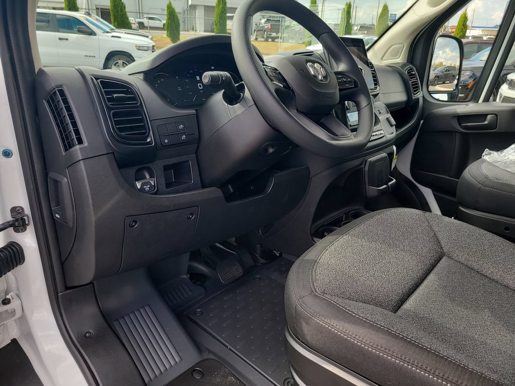New 2026 RAM ProMaster 2500 w/ Premium Convenience Group FWD image 21