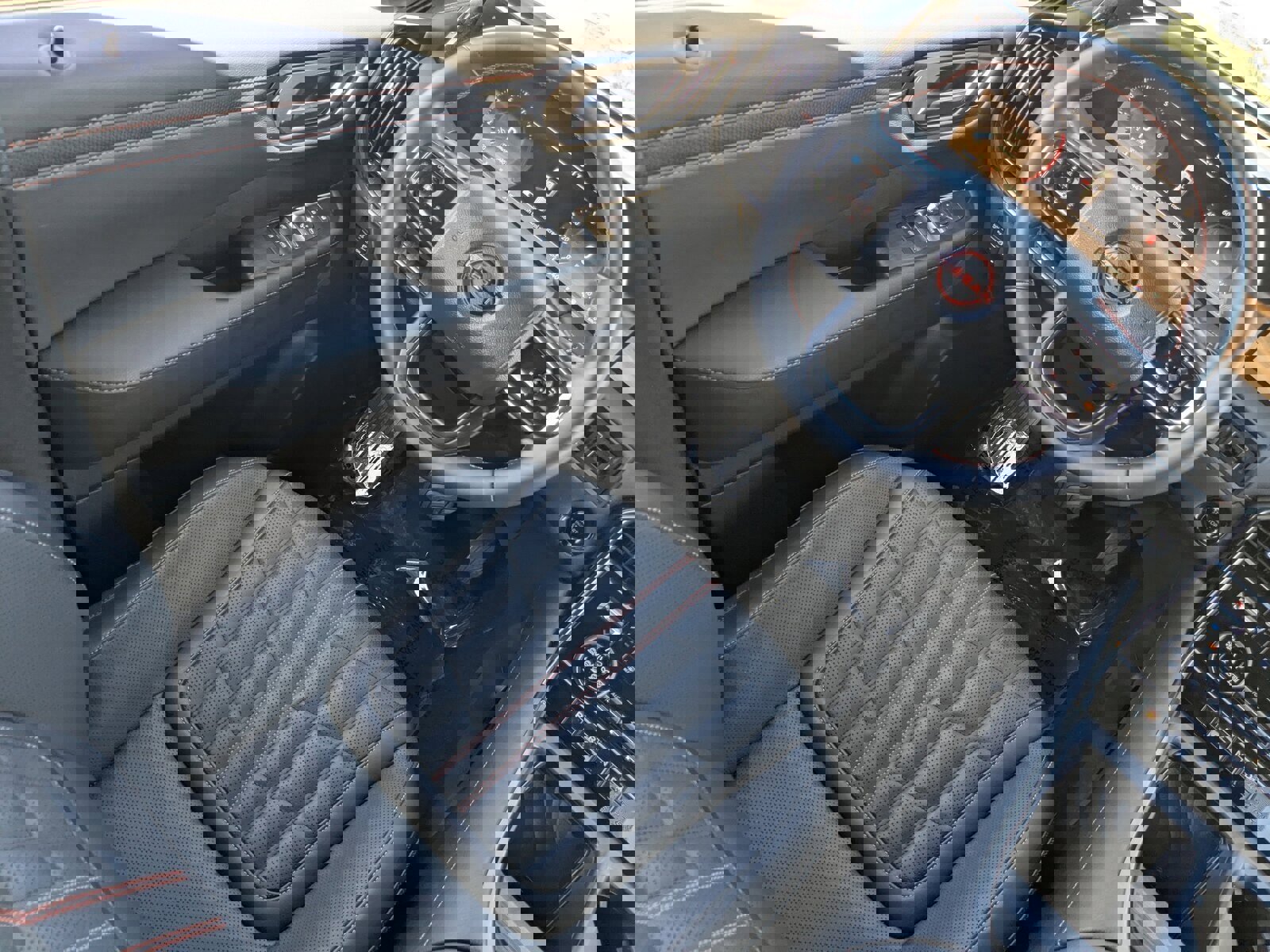 New 2026 Nissan Armada PRO-4X w/ Captain's Chari Seat Package image 19